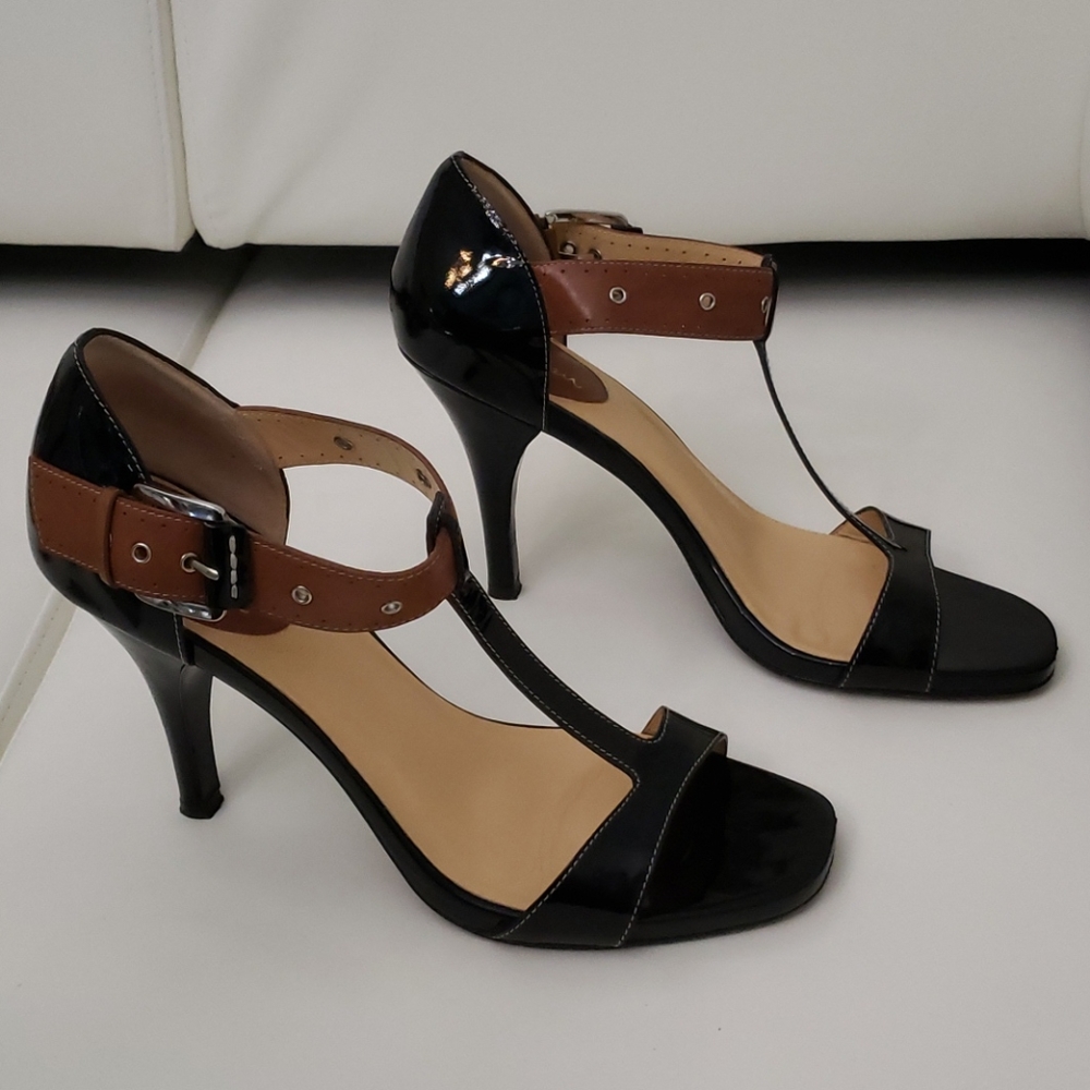 Cole Haan Patent Leather T Strap Sandal BLK s10B - Picture 4 of 8